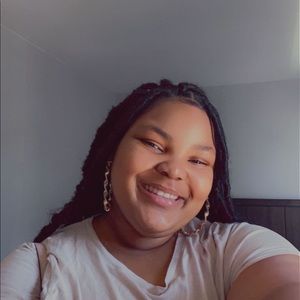 Meet your Posher, Ciera